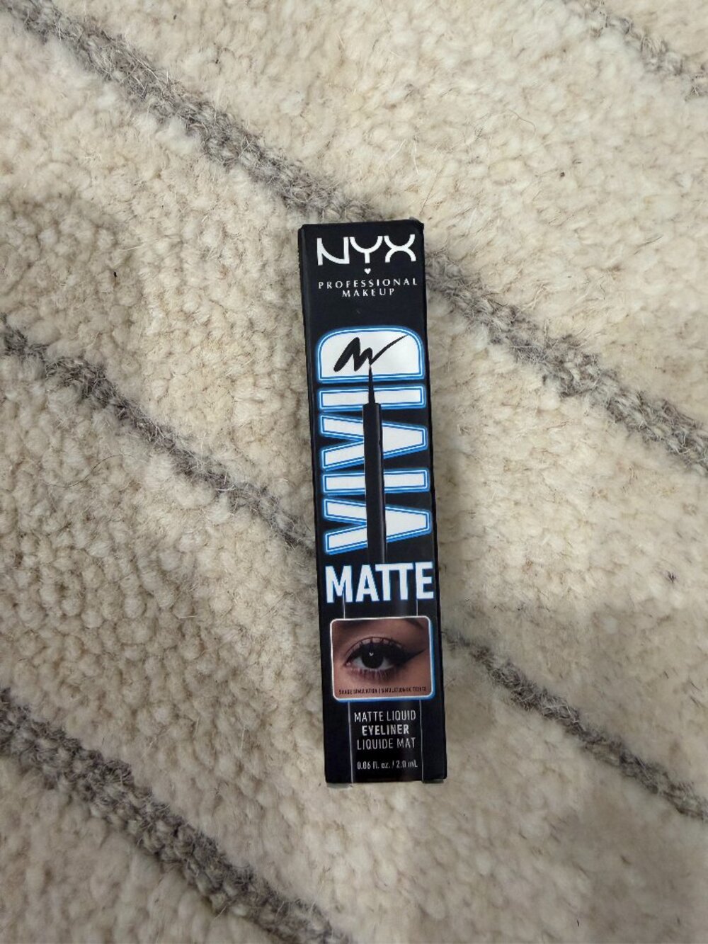NYX - Vivid Matte Longwear Liquid Eyeliner